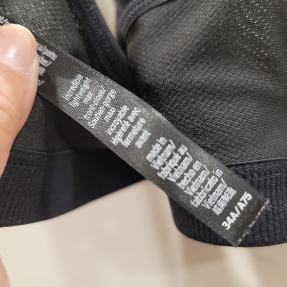 Victoria's Secret Black Lightweight Max Front-Closure Sports Bra - Sz 34A US - Picture 6 of 7